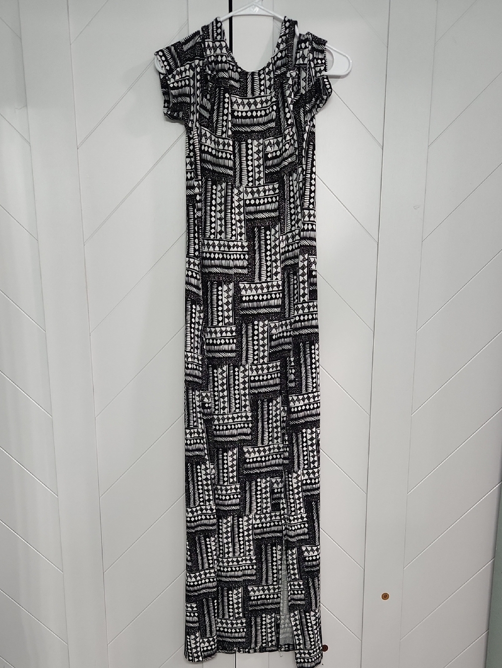 Design History Black and White Geometric Maxi Dress